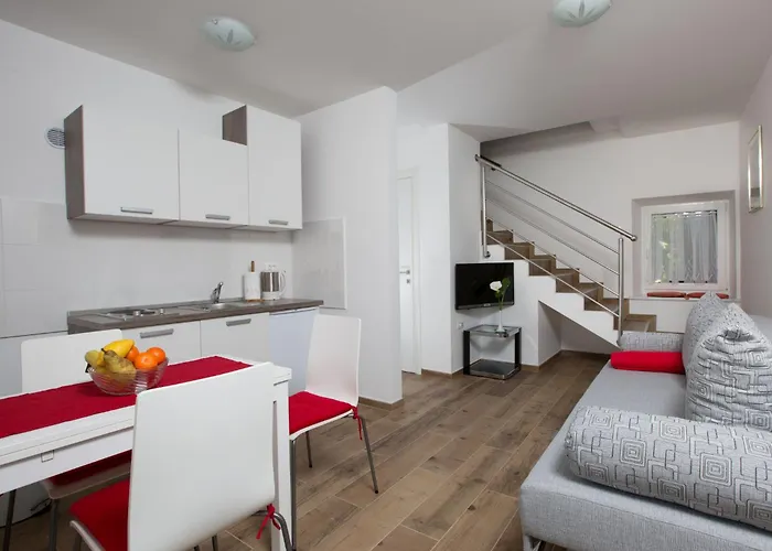 Vero-4 By Interhome
